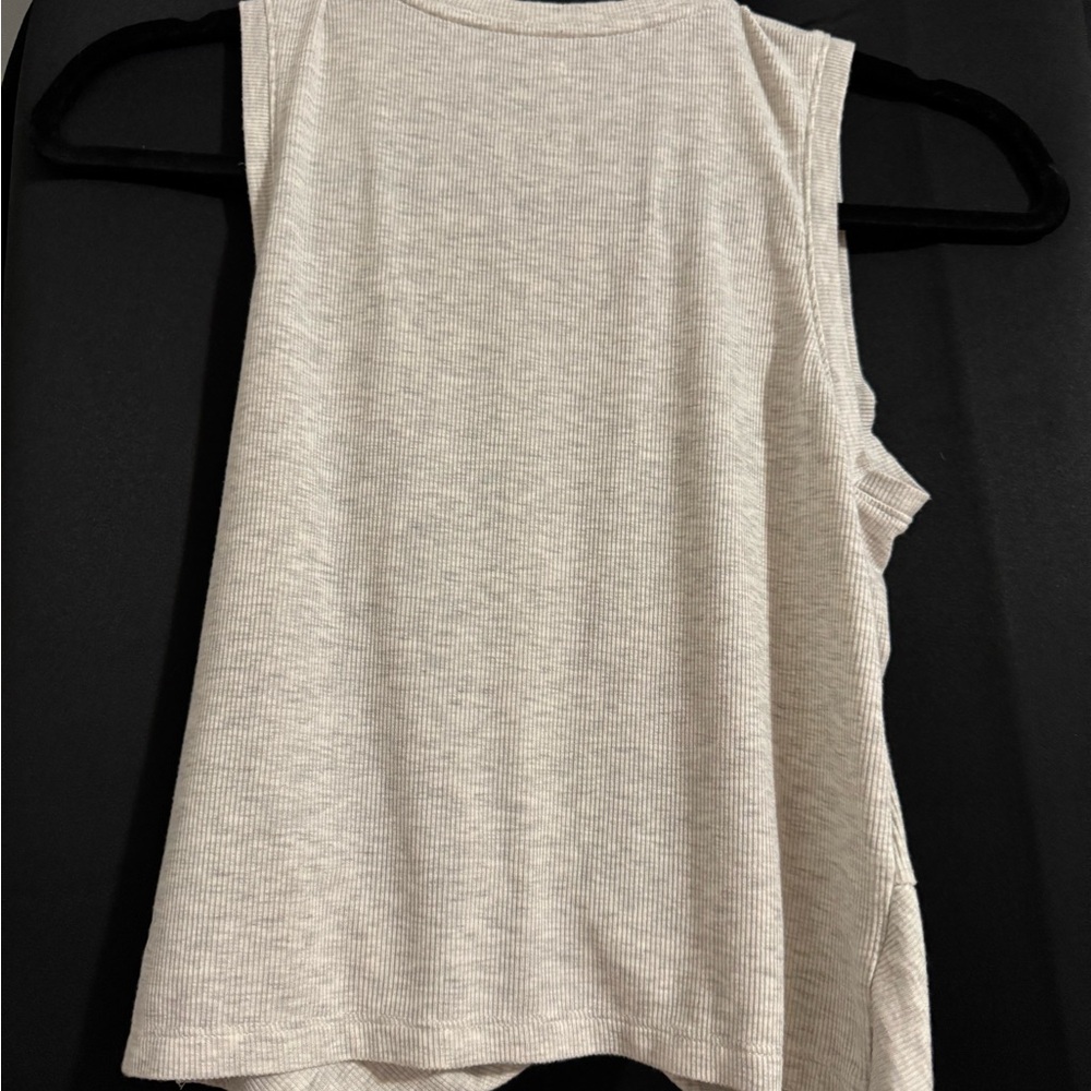 All In Motion Tank - Picture 3 of 3